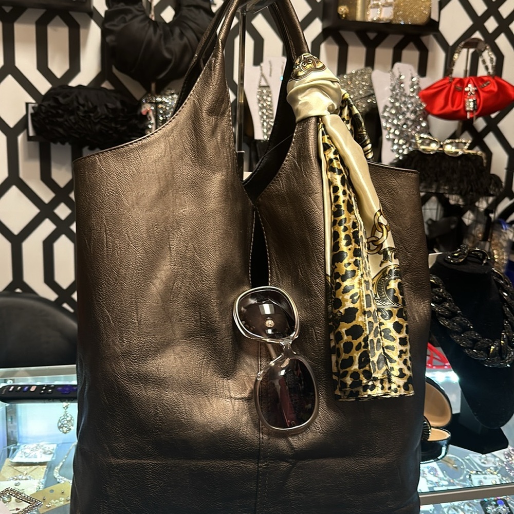 Handbag reversible, handbag, bronze, and black slit in front